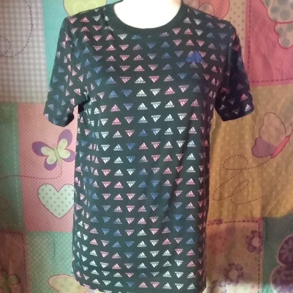 NWOT Girls Adidas Colorful Logo Pattern Black Short Sleeve T-Shirt Large 14/16